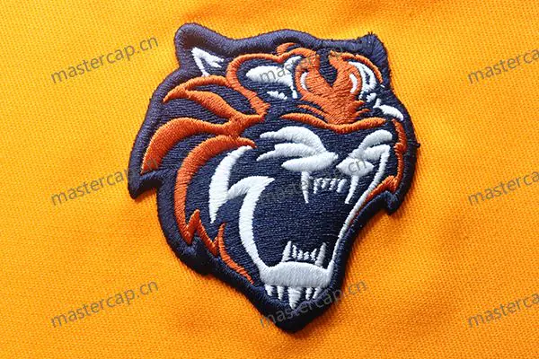 ME016 Patch-style raised 3D embroidery