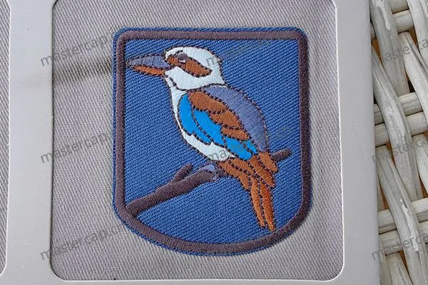 ME036 Self-adhesive patch with cotton-thread embroidery