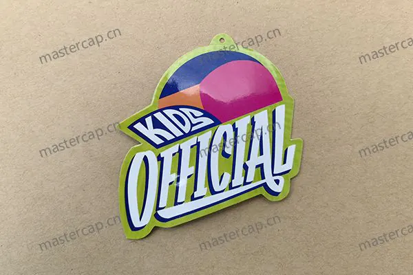 MHT001 250 gsm gloss-laminated die-cut hangtag with double-sided printing