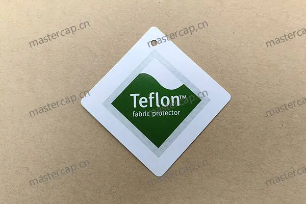 MHT005 250 gsm matte-varnished art paper hangtag with double-sided printing