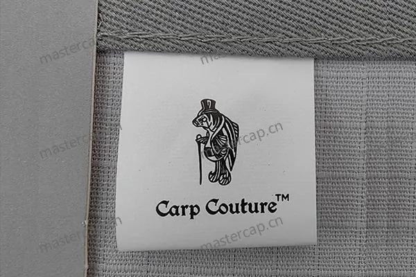 MLB005 Coated nylon taffeta printed care label (loop fold)