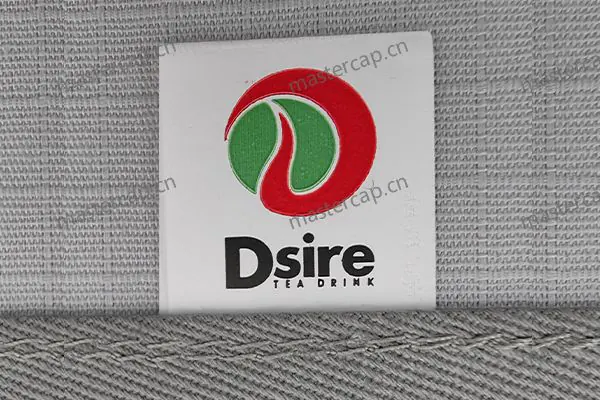 MLB006 Coated nylon taffeta printed care label (loop fold)