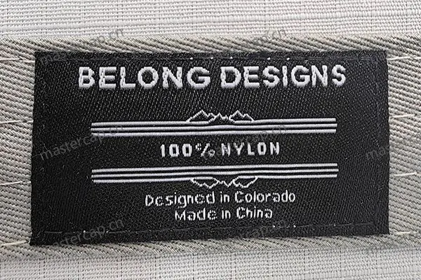 MLB028 Woven main label (hot-cut)