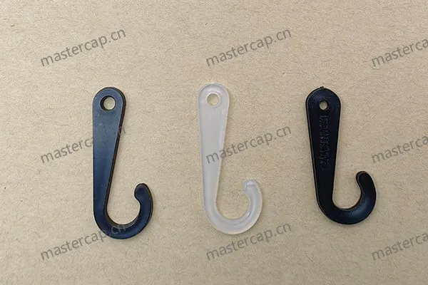 MTP004 Black embossed plastic J-hook
