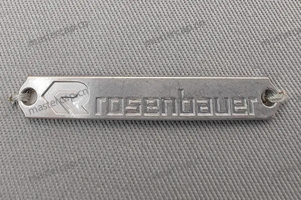 MB013 Matte nickel-plated metal patch (nickel-free)