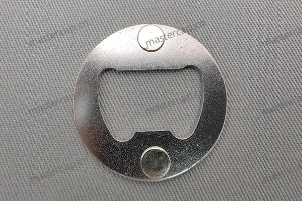 MB026 Matte nickel-plated metal bottle opener